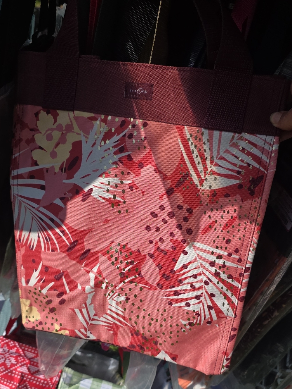 NEW Thirty-one Essential Storage Tote in Desert Palms